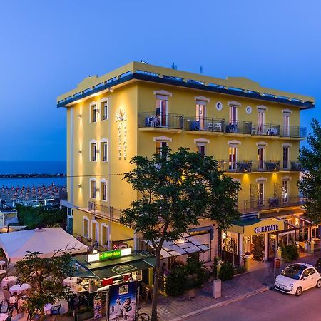 Hotel Estate Rimini Zewnętrze zdjęcie