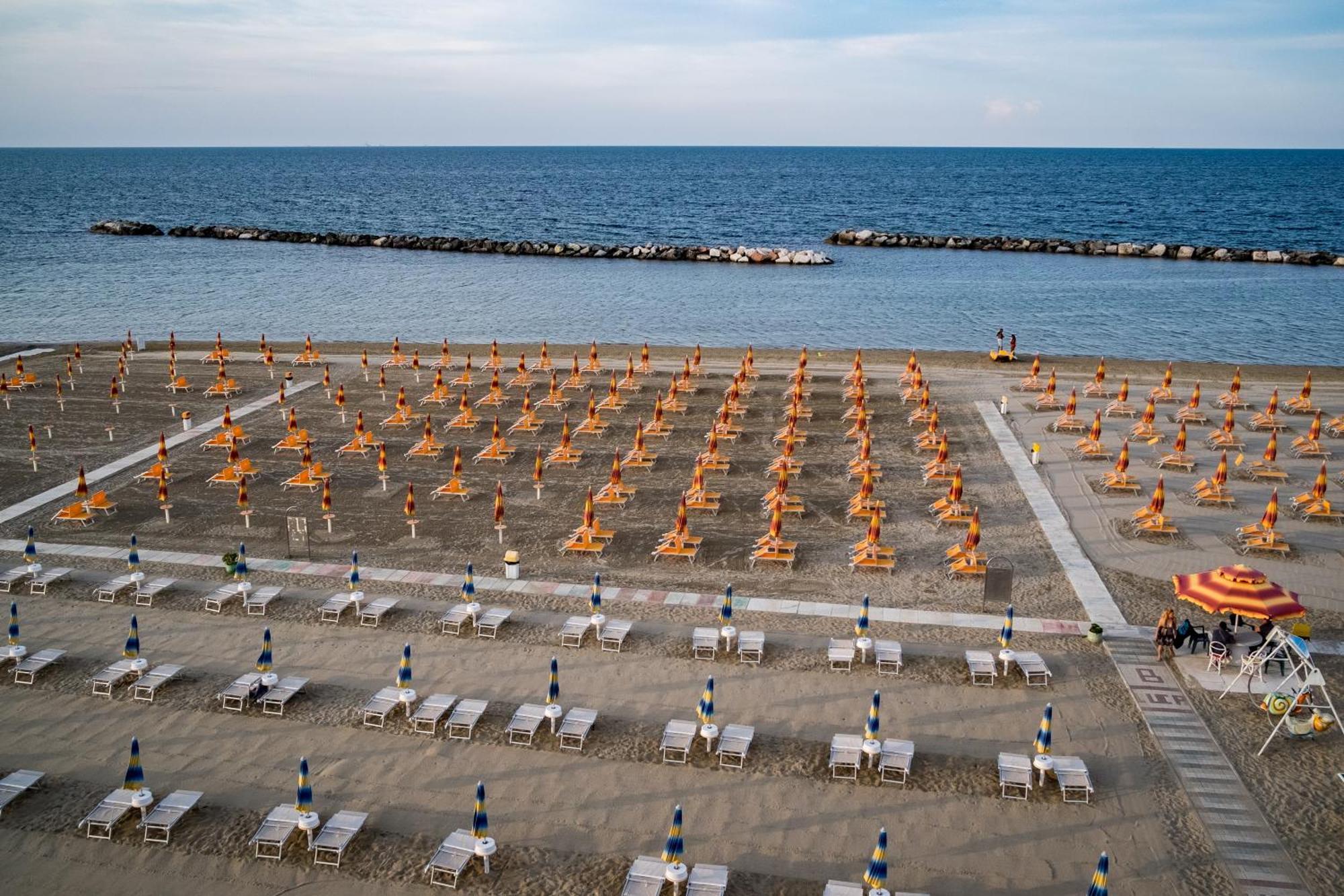 Hotel Estate Rimini Zewnętrze zdjęcie